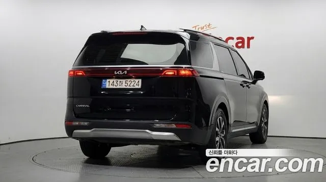 Kia Canival Carnival 4 поколение Дизель 9 мест Noblesse — Фото автомобиля 4