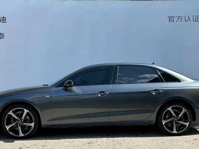 Audi A4L — Фото автомобиля 6