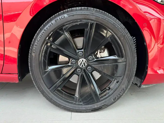 Volkswagen Lamando — Фото автомобиля 16