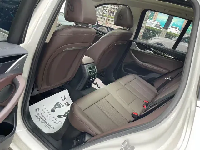 BMW X3 — Фото автомобиля 7