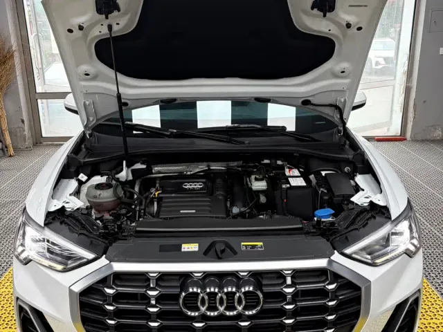 Audi Audi Q3 2022 35 TFSI Fashion Dynamic — Фото автомобиля 9