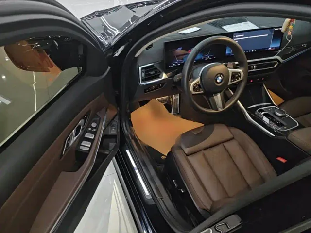 BMW 3 Series — Фото автомобиля 15