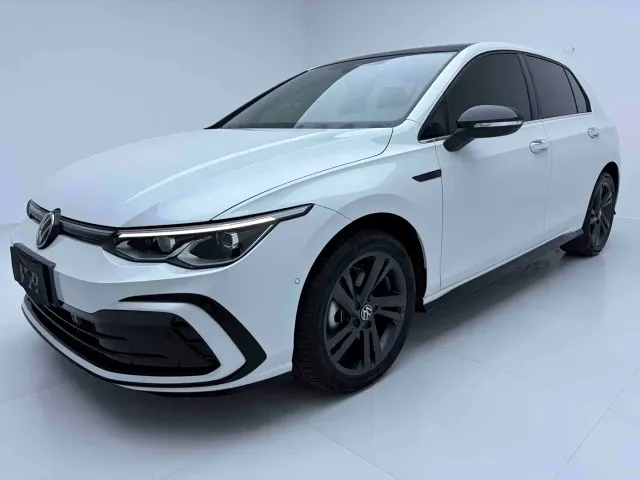 Фотография автомобиля — Volkswagen Golf