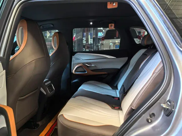 BYD Song Pro — Фото автомобиля 9