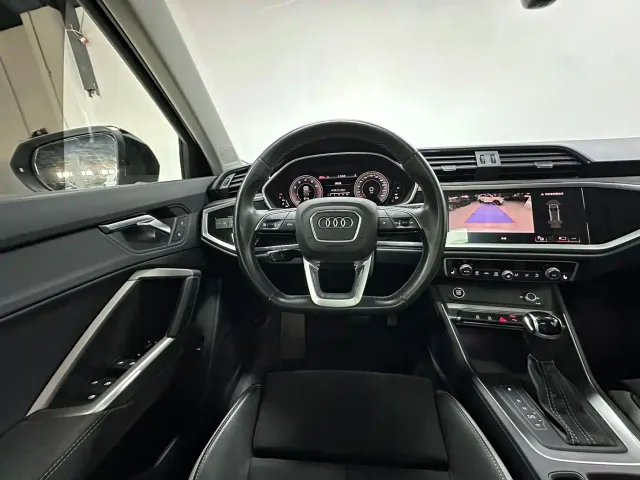 Audi Q3 — Фото автомобиля 9
