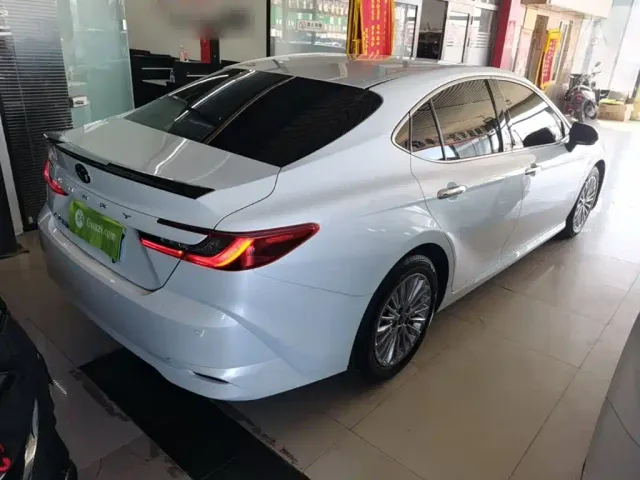 Toyota Camry — Фото автомобиля 6