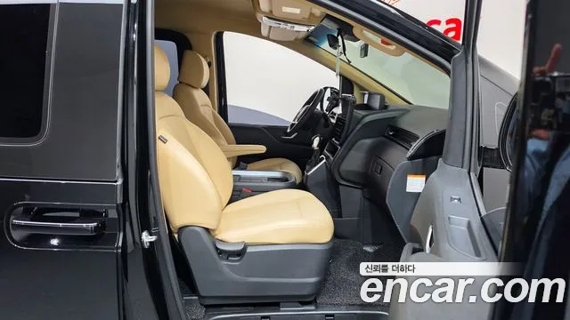 Hyundai Staria Staria — Фото автомобиля 7