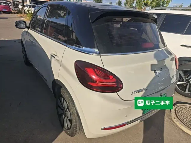 Wuling Bingo — Фото автомобиля 4