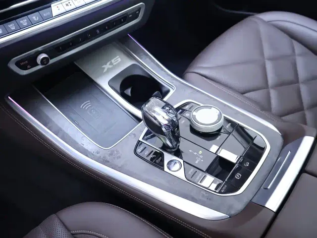 BMW X5 — Фото автомобиля 12