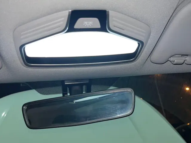 Geely Emgrand — Фото автомобиля 13