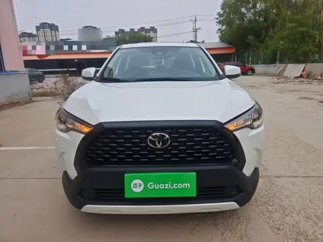 Toyota Corolla Cross — Фото автомобиля 2