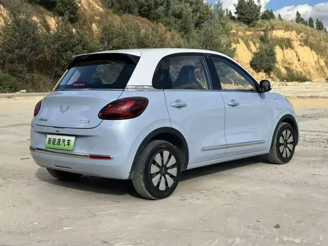 Wuling Bingo — Фото автомобиля 7