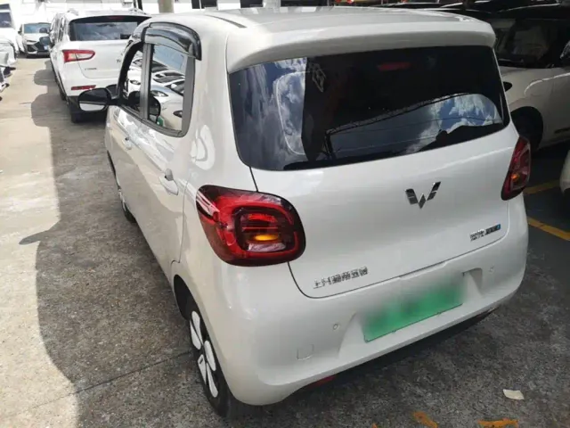 Wuling Hongguang Mini EV — Фото автомобиля 4