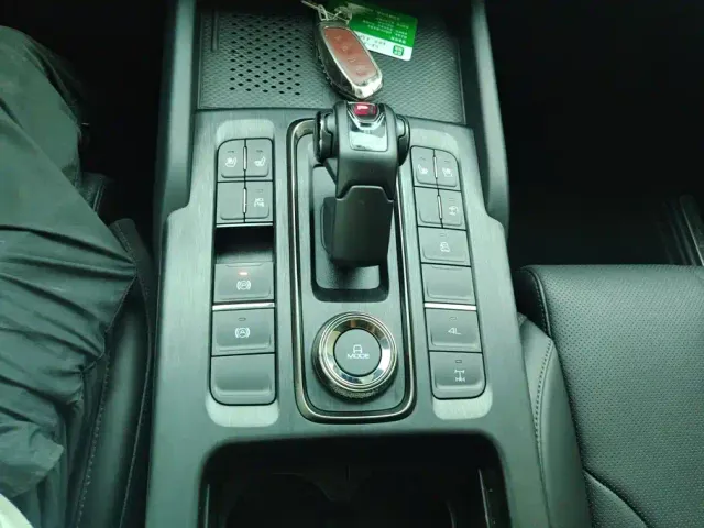 Haval H9 — Фото автомобиля 16