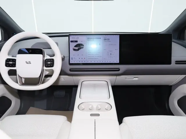 Li Auto i6 — Фото автомобиля 30