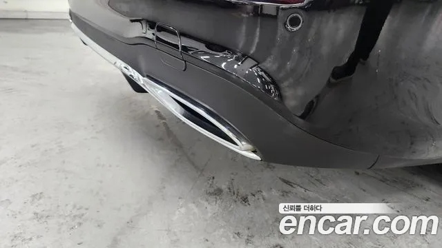 Mercedes-Benz E-Class — Фото автомобиля 10