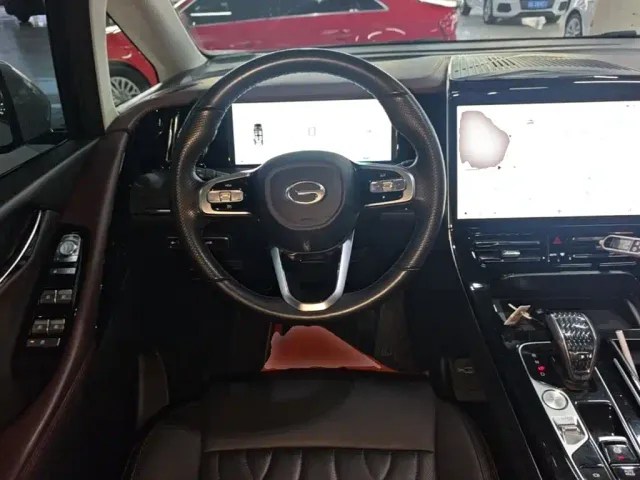GAC Trumpchi M8 — Фото автомобиля 10