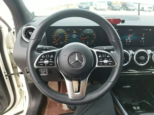 Mercedes-Benz GLA-Class — Фото автомобиля 6