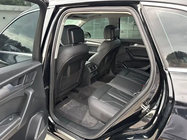 Audi Q5L — Фото автомобиля 5