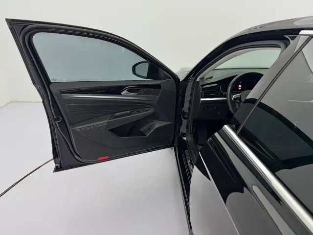 Volkswagen Passat — Фото автомобиля 23
