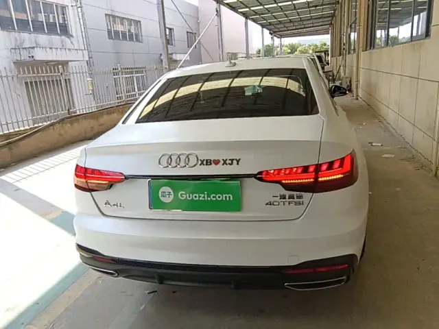 Audi A4L — Фото автомобиля 5