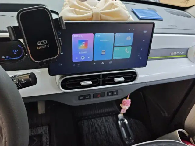 Geely Panda — Фото автомобиля 13