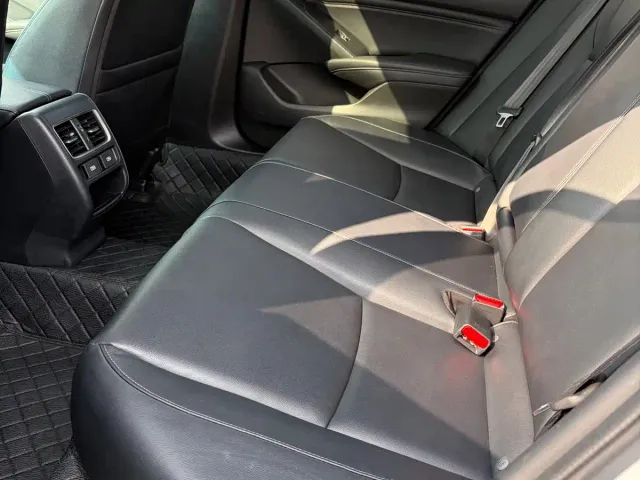 Honda Accord — Фото автомобиля 13