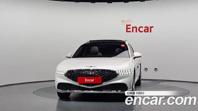 Genesis G90 Бензин 3.5 турбо AWD — Фото автомобиля 3