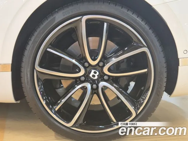Bentley Continental — Фото автомобиля 19