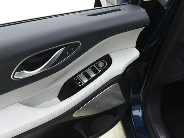 Voyah Auto Voyah Dreamer 2025 PHEV AWD Flagship Kunpeng Edition — Фото автомобиля 11