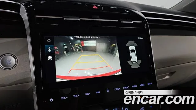 Hyundai Tucson Tucson (NX4) Бензин 1.6 турбо 2WD — Фото автомобиля 14