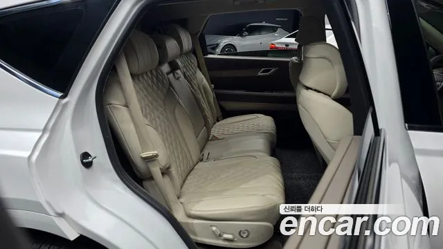 Genesis GV80 — Фото автомобиля 16