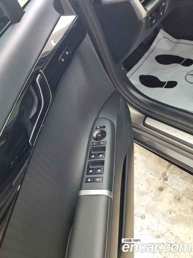 Hyundai Grandeur GN7 — Фото автомобиля 6