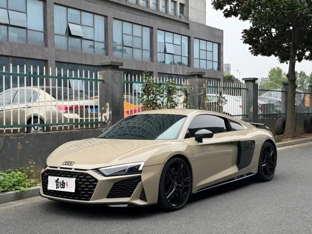 Фотография автомобиля — Audi R8