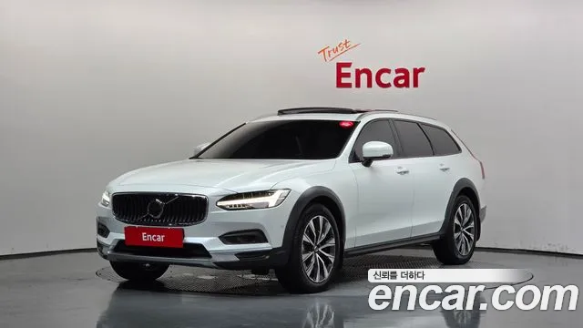 Фотография автомобиля — Volvo V90