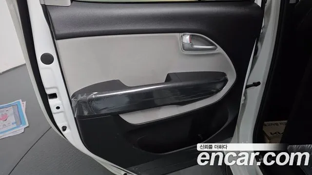 Kia RAY Новый Kia Ray Фургон — Фото автомобиля 25