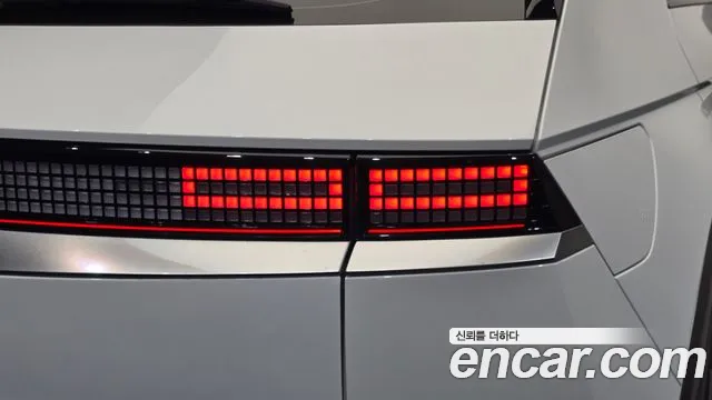Hyundai Ioniq 5 — Фото автомобиля 8