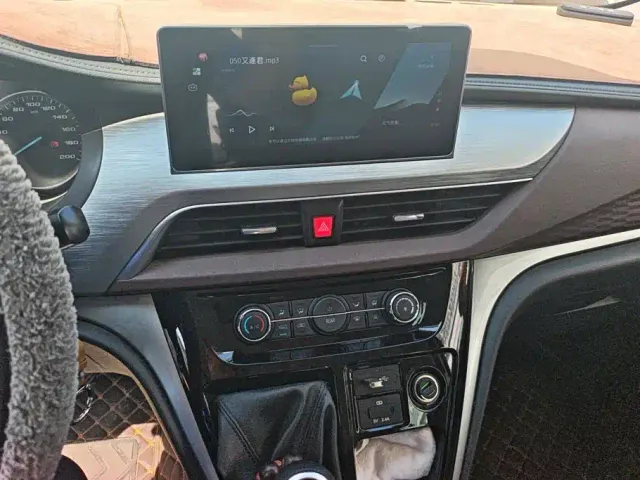JAC Refine M3 — Фото автомобиля 13