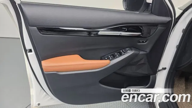 Kia Seltos Новый Seltos Бензин 1.6 турбо 2WD — Фото автомобиля 24