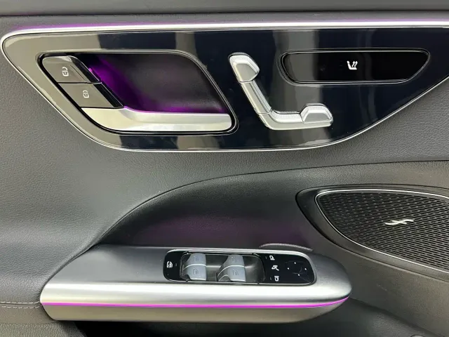Mercedes-Benz C-Class — Фото автомобиля 18