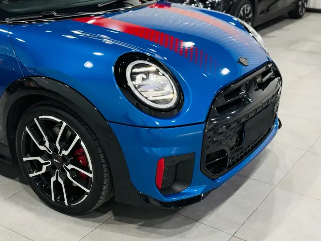 MINI John Cooper Works — Фото автомобиля 19