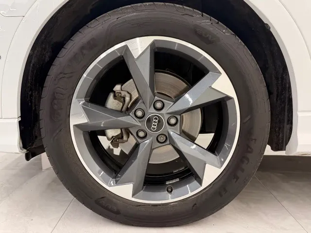 Audi Q3 — Фото автомобиля 17