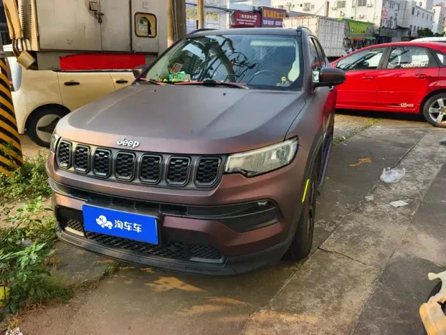 Jeep Compass — Фото автомобиля 2