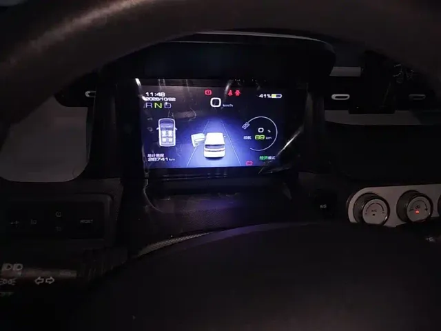 Wuling Hongguang Mini EV — Фото автомобиля 8