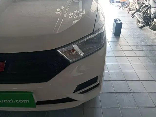 Wuling Hongguang — Фото автомобиля 23
