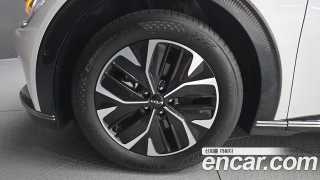 Kia EV6 Long Range — Фото автомобиля 5