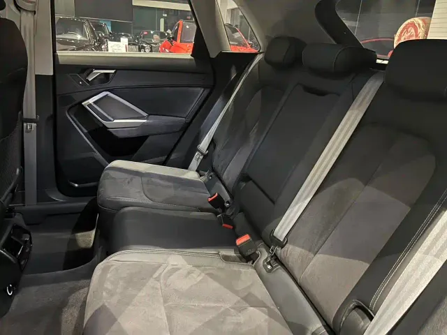 Audi Q3 — Фото автомобиля 8