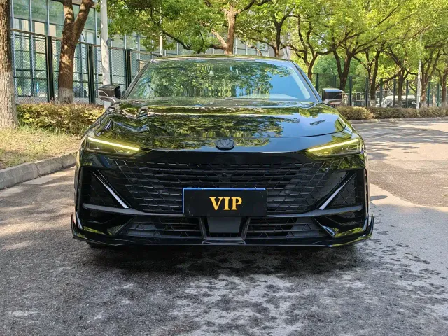 Changan UNI-V — Фото автомобиля 2