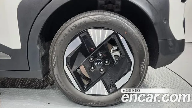 Kia EV3 — Фото автомобиля 6