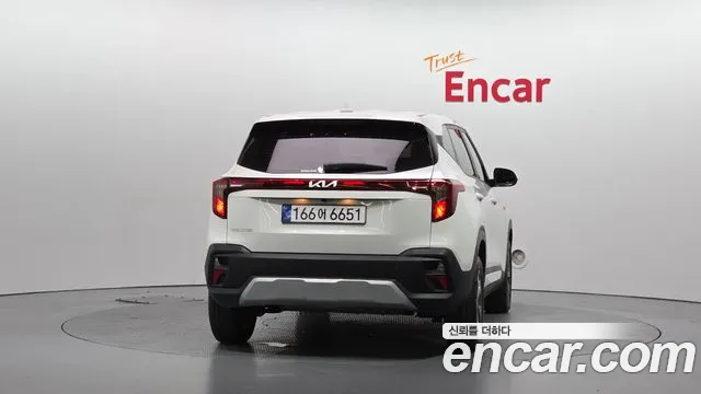 Kia Seltos New — Фото автомобиля 4